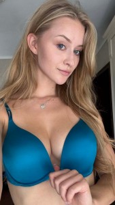 Фото проститутки Вика №2 в городе Ялта